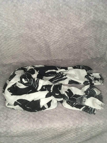 Black And White Printed Scarf